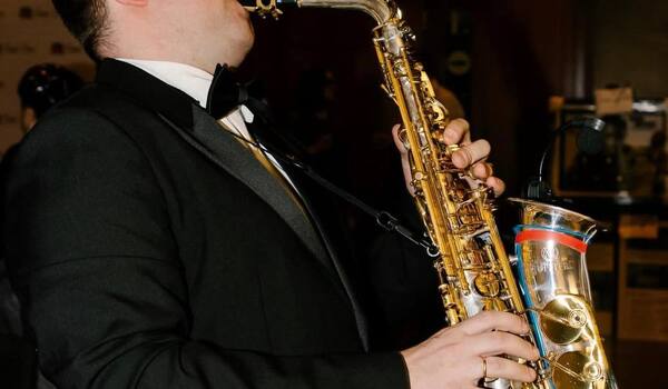 SUNDAY JAZZ + SINGALONG WITH SLAVA SAX